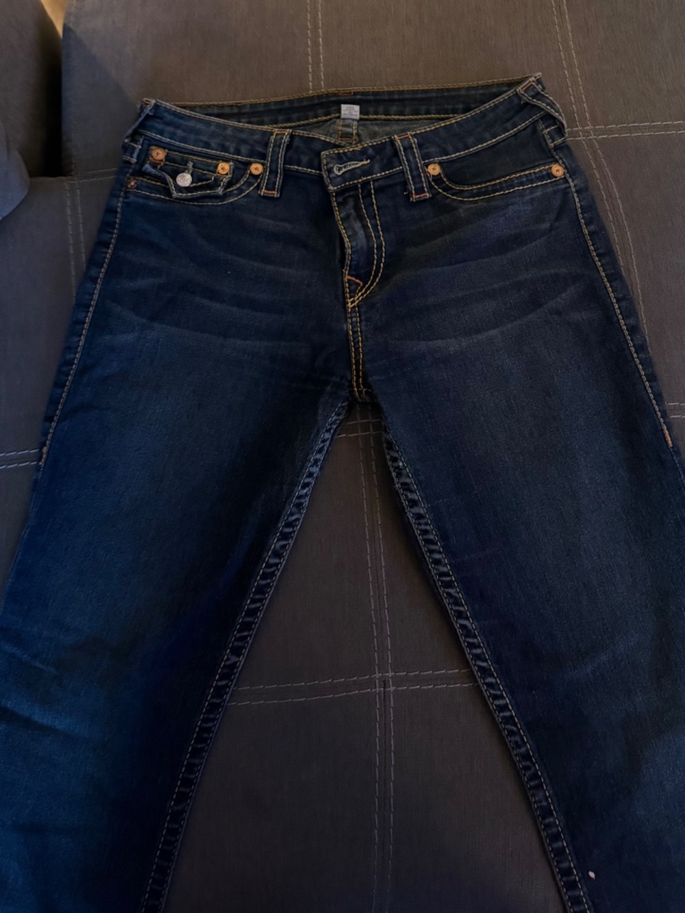 True Religion Women’s Size 32 World Tour Jeans - Picture 2 of 3